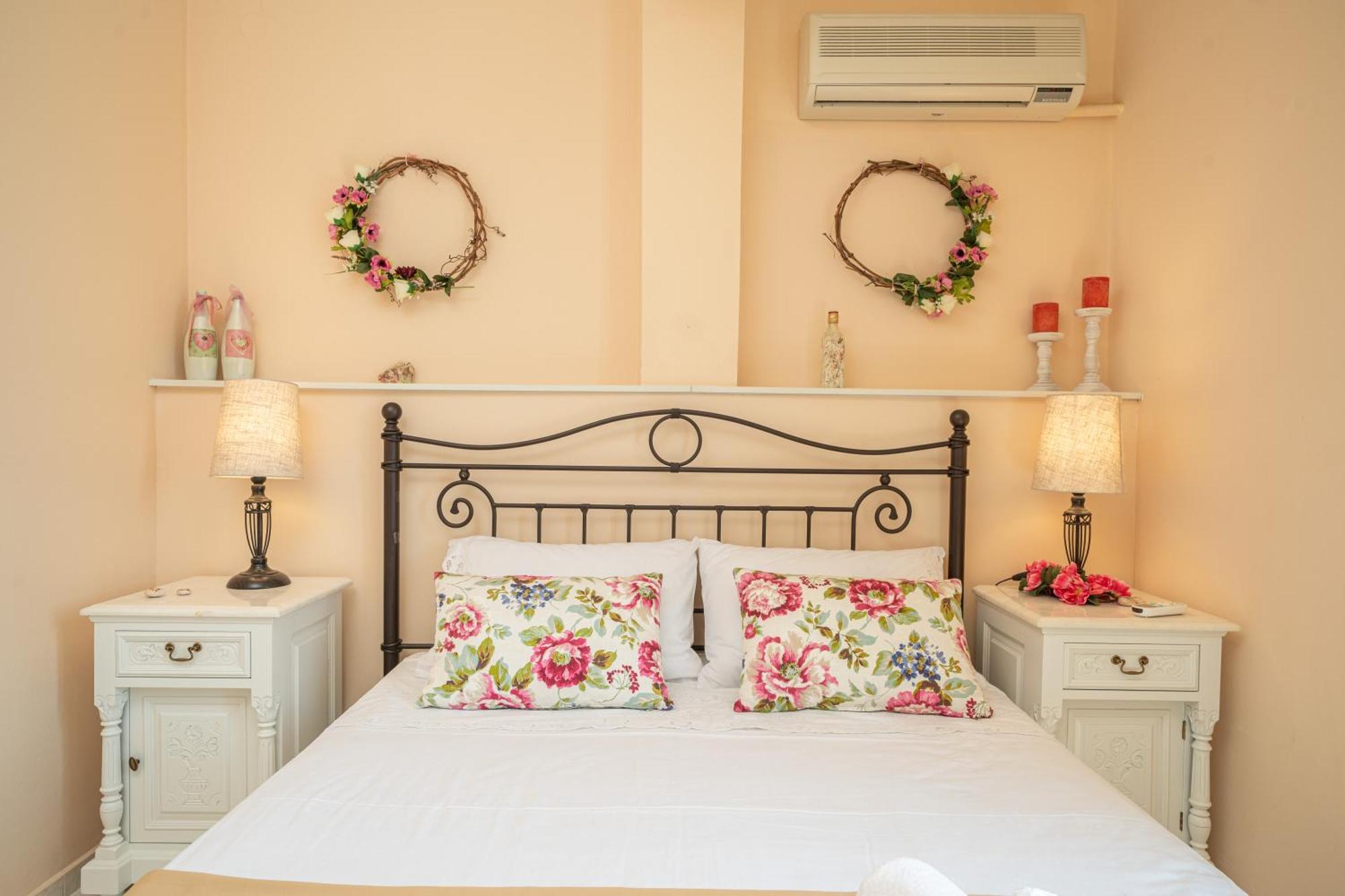 Ariadni Sea View Apartment Minia Екстер'єр фото