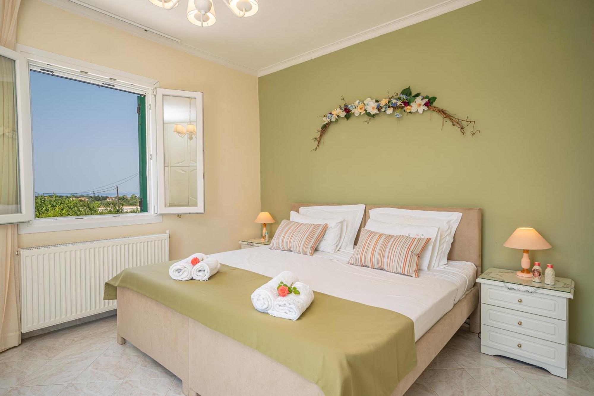 Ariadni Sea View Apartment Minia Екстер'єр фото