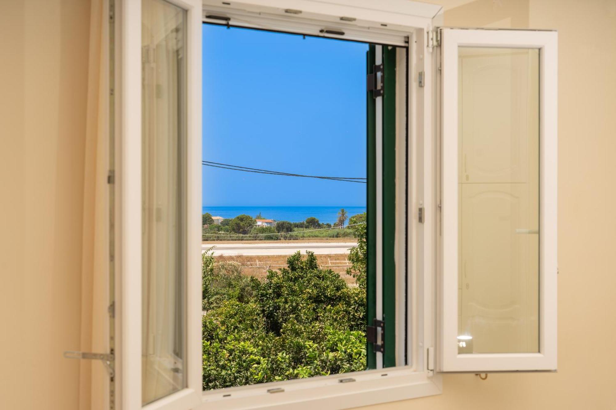 Ariadni Sea View Apartment Minia Екстер'єр фото